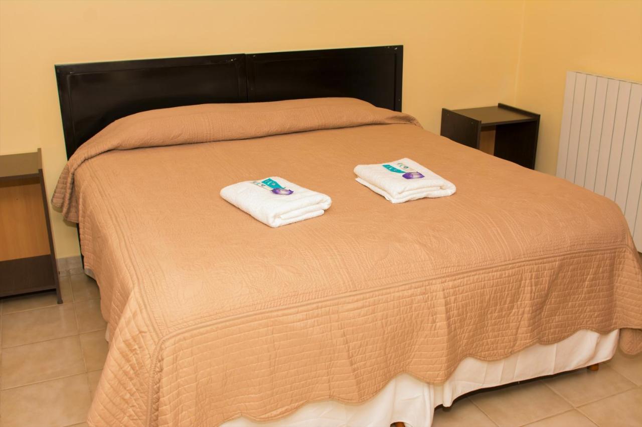 Hostel Pioneros Del Valle เอลชัลเตน ภายนอก รูปภาพ