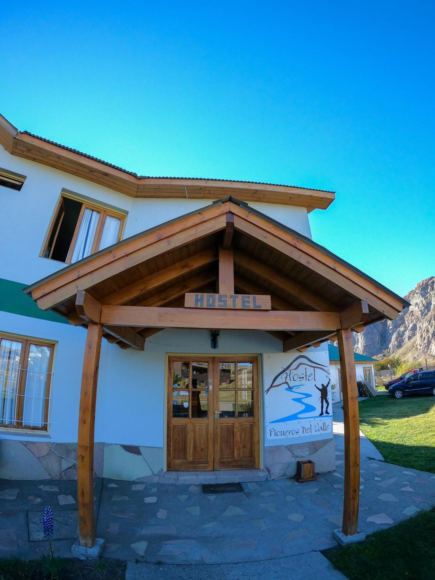 Hostel Pioneros Del Valle เอลชัลเตน ภายนอก รูปภาพ